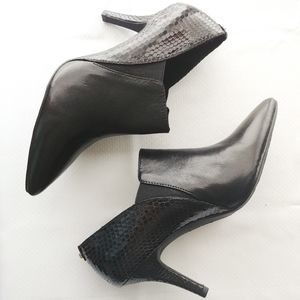 Anne Klein black heeled ankle mules size 9.5